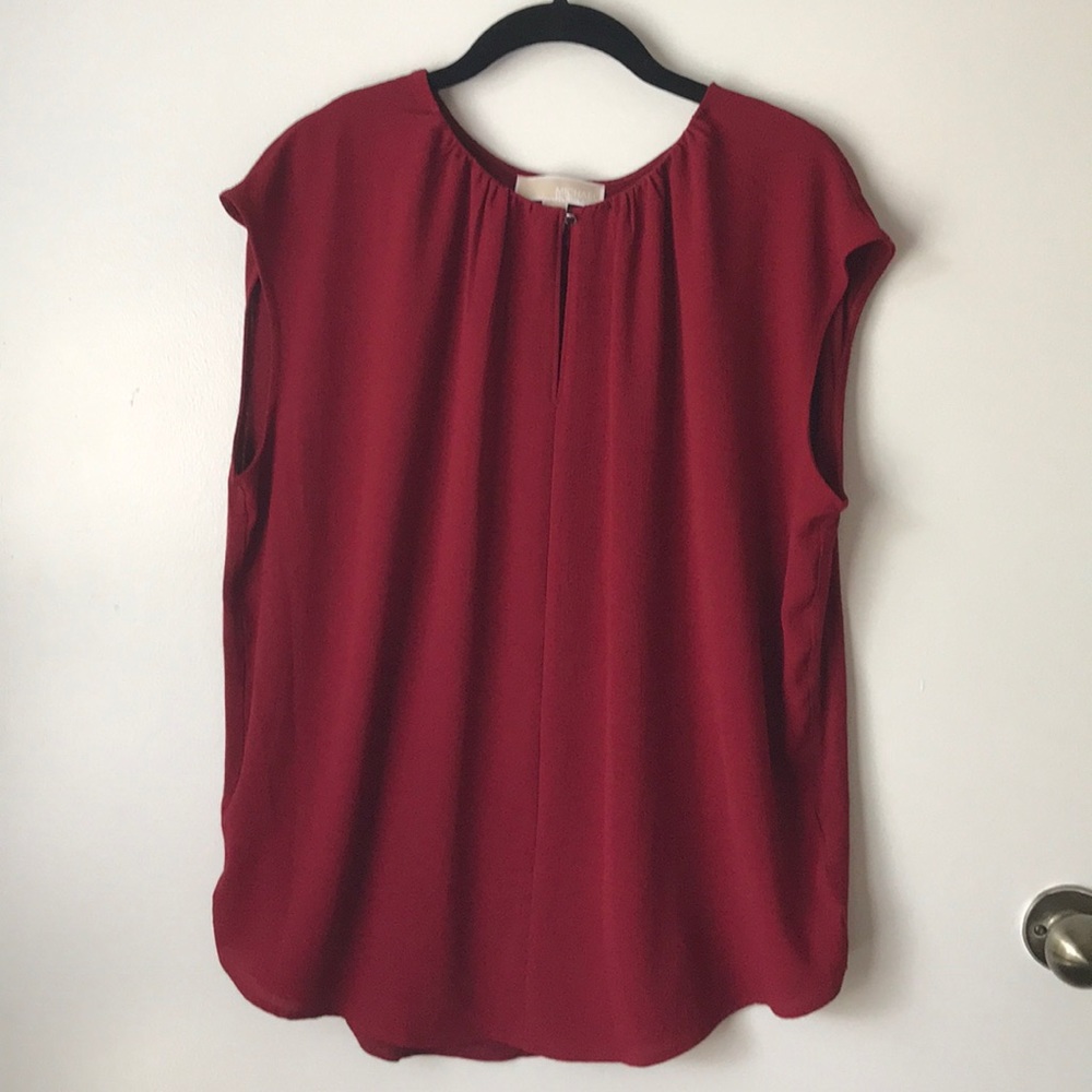 Michael Kors keyhole neck top